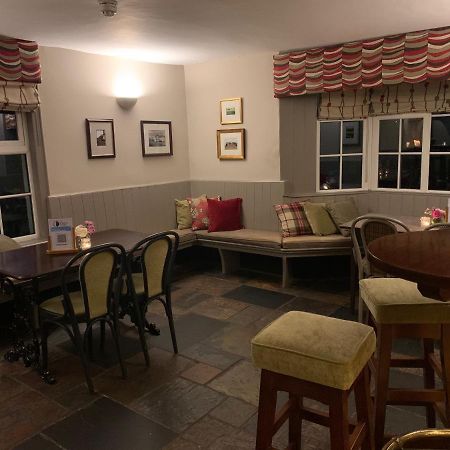 The White Hart Inn Newbury  Buitenkant foto