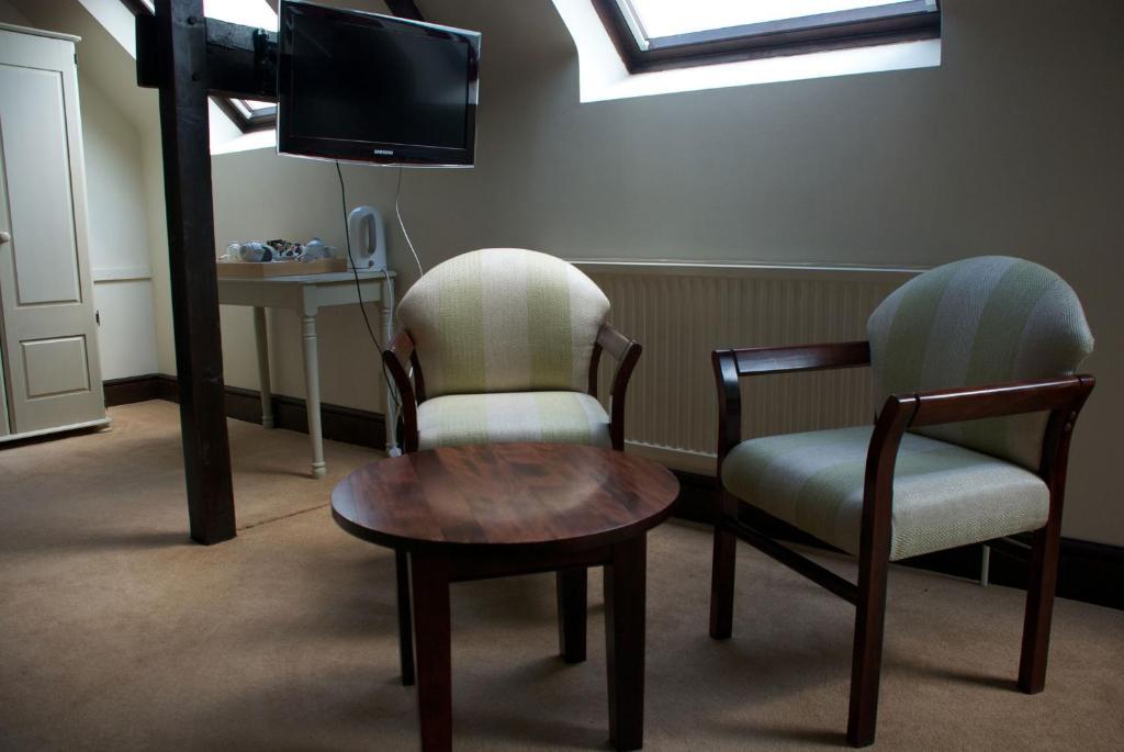 The White Hart Inn Newbury  Kamer foto