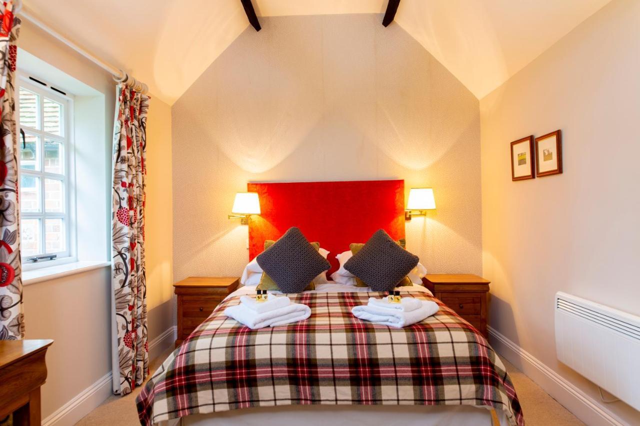 The White Hart Inn Newbury  Kamer foto